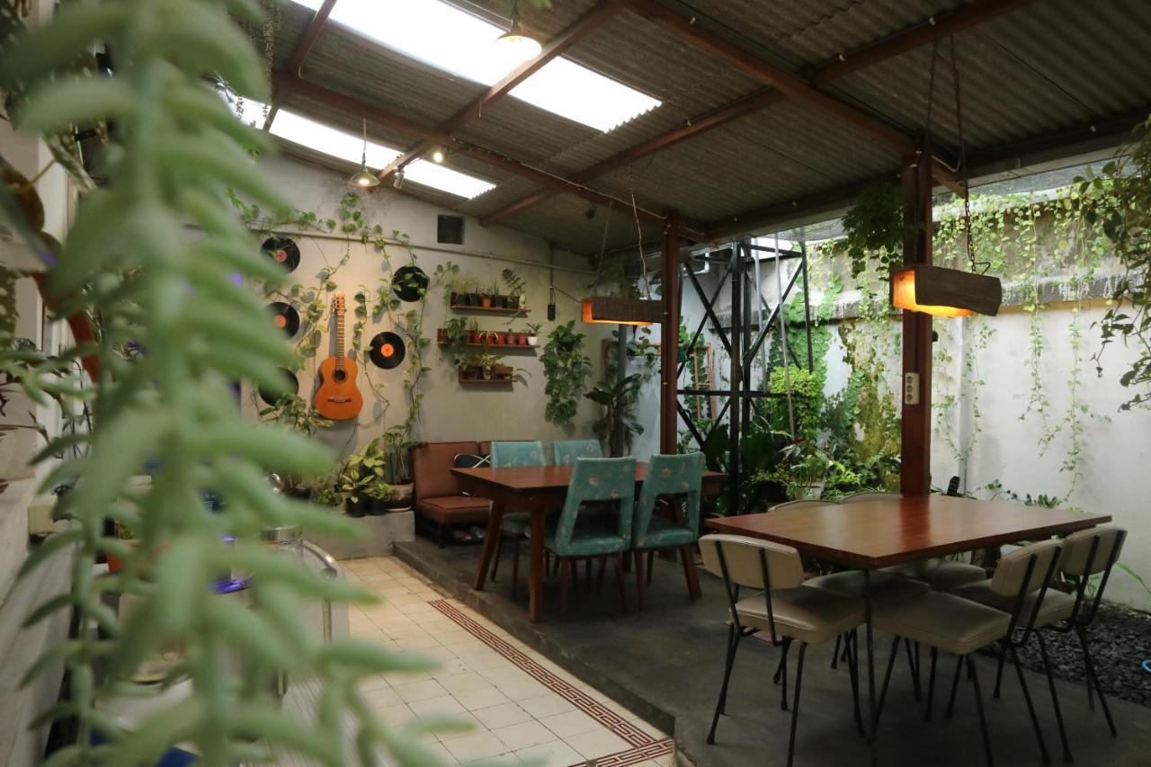 Semeru Hostel Malang (Adults Only) Luaran gambar
