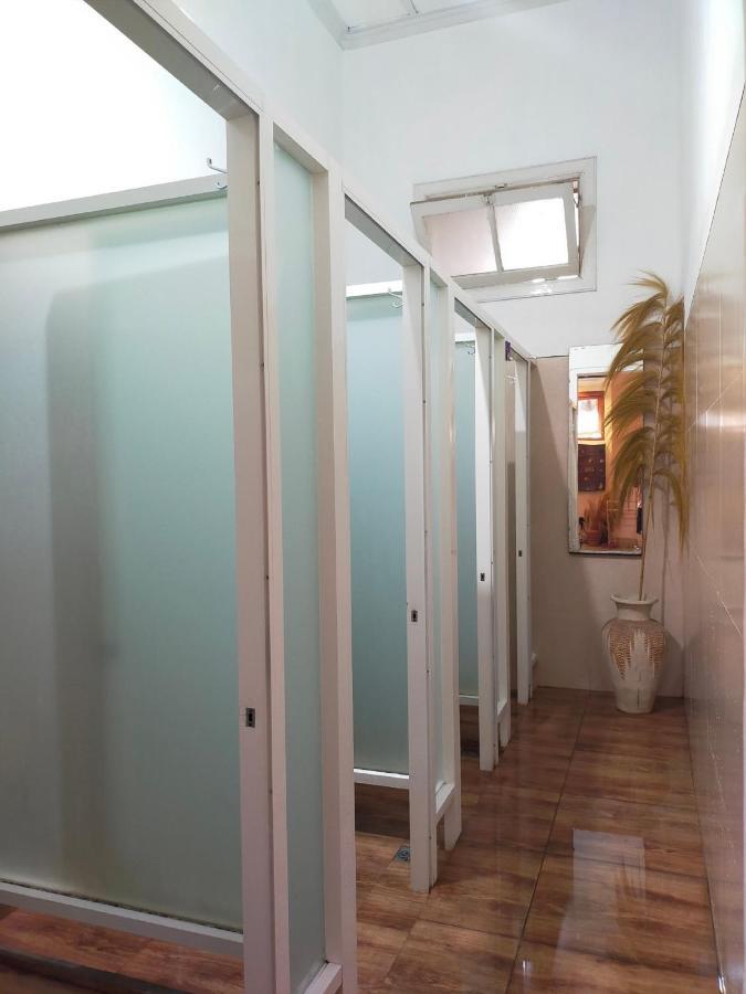 Semeru Hostel Malang (Adults Only) Luaran gambar