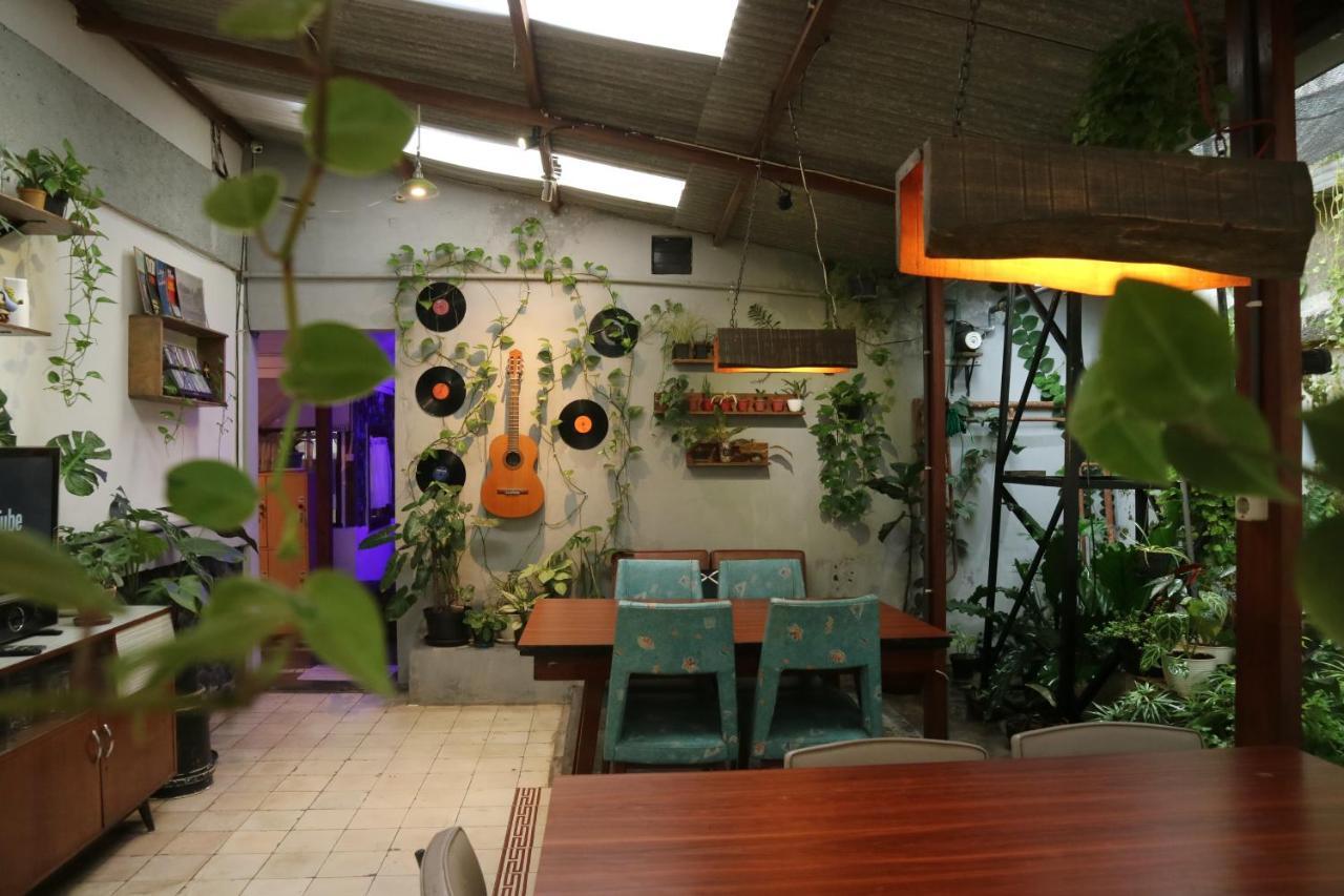 Semeru Hostel Malang (Adults Only) Luaran gambar