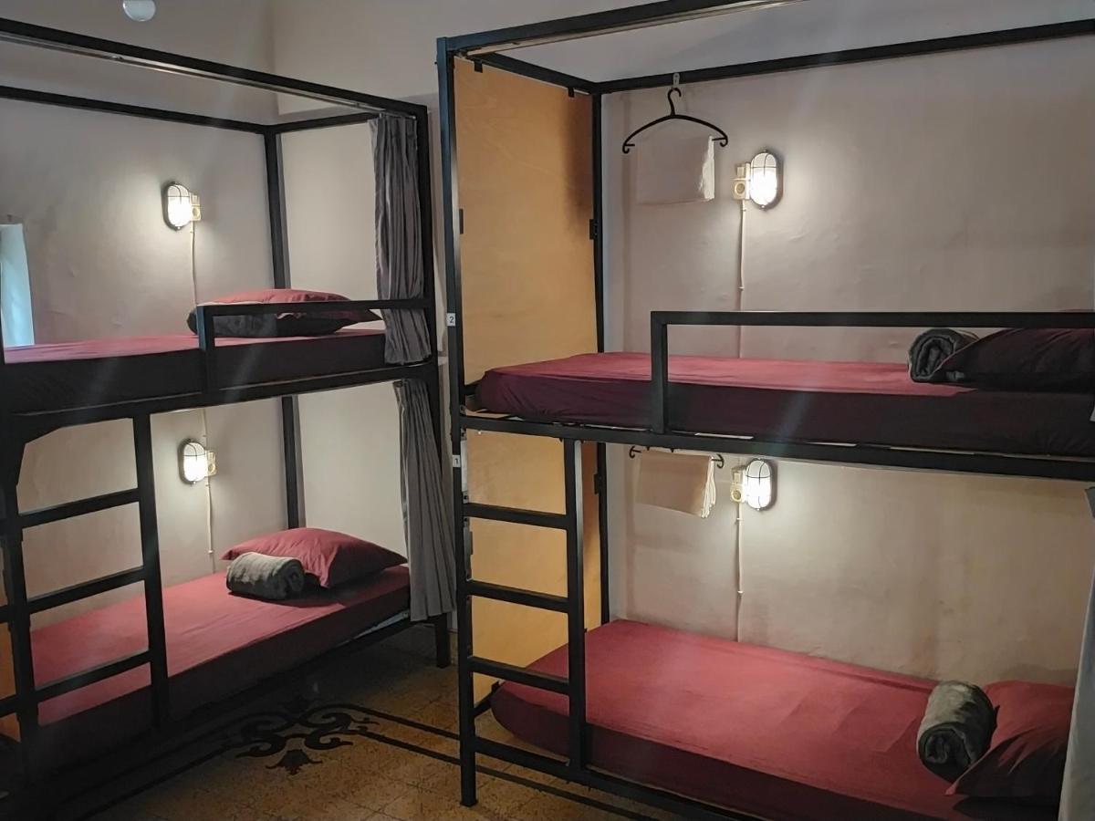 Semeru Hostel Malang (Adults Only) Luaran gambar